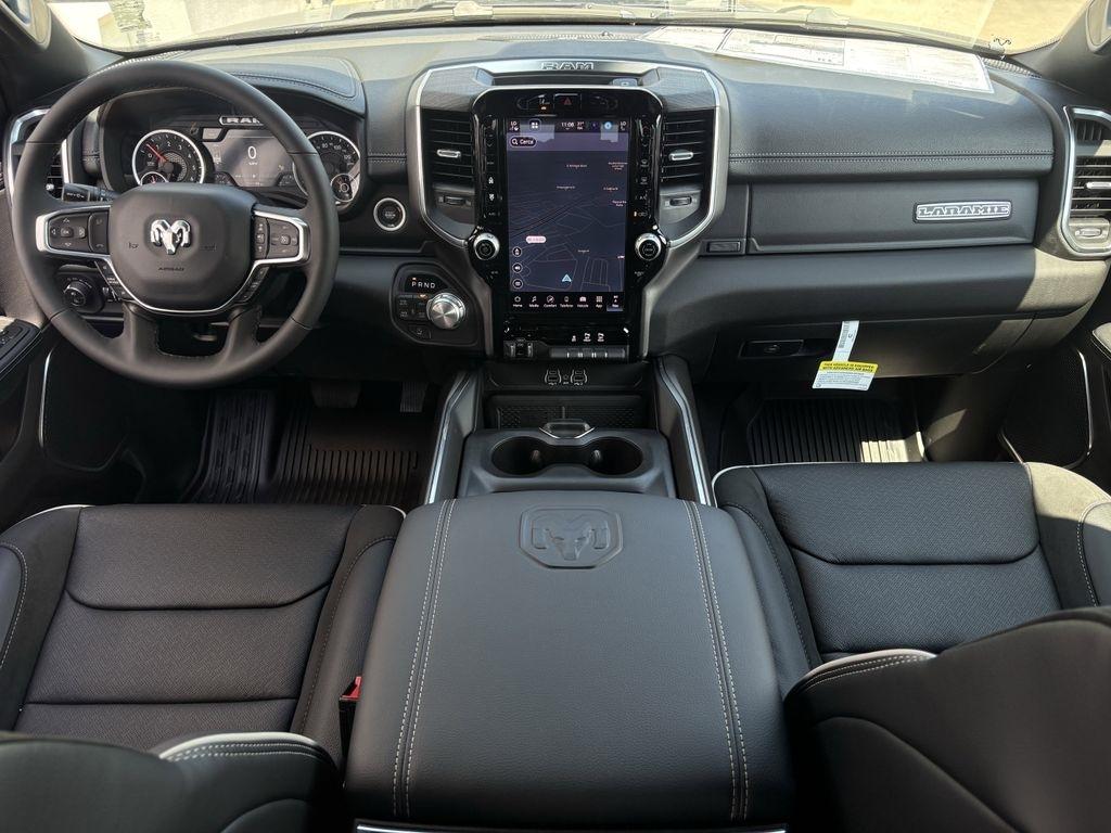 RAM 1500 Laramie Crew Cab SWB 4WD 2026