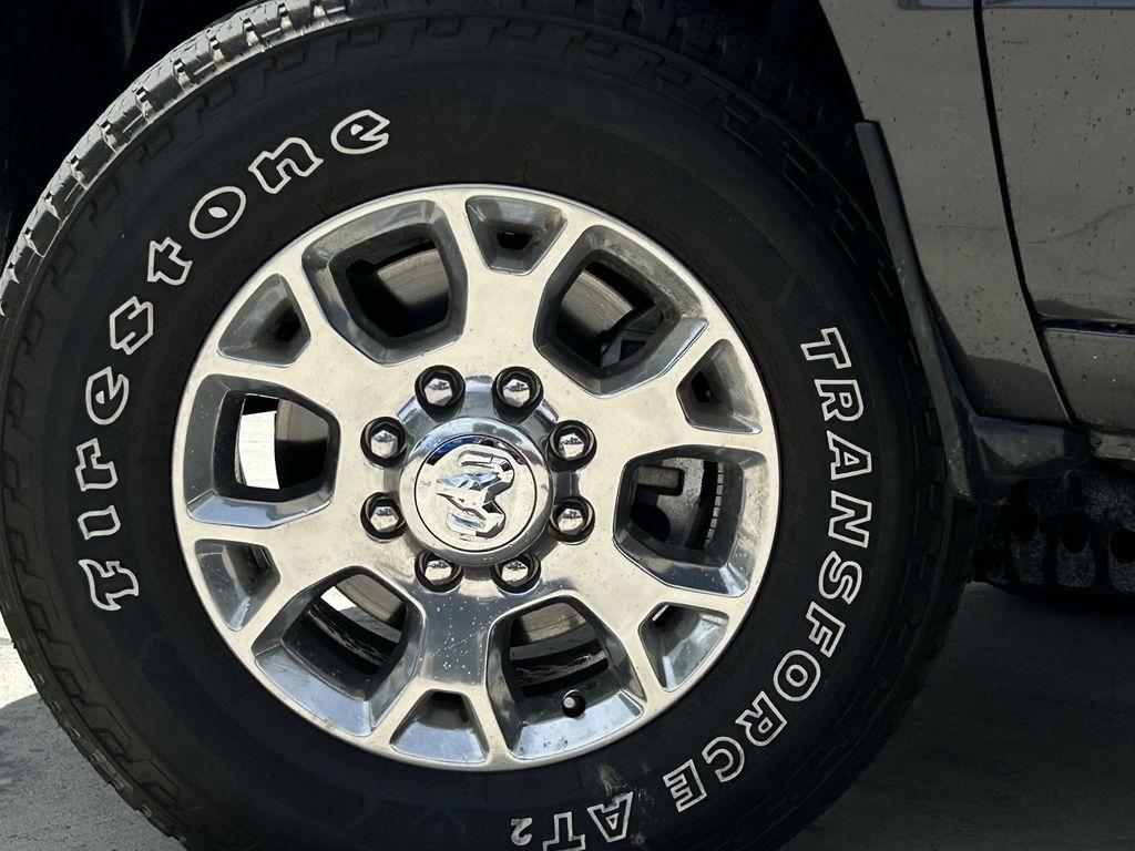 RAM 2500 Laramie Crew Cab SWB 4WD 2024