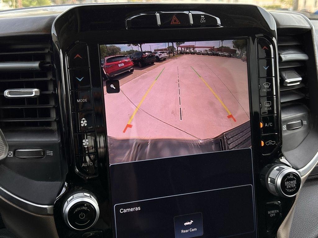 RAM 2500 Laramie Crew Cab SWB 4WD 2024