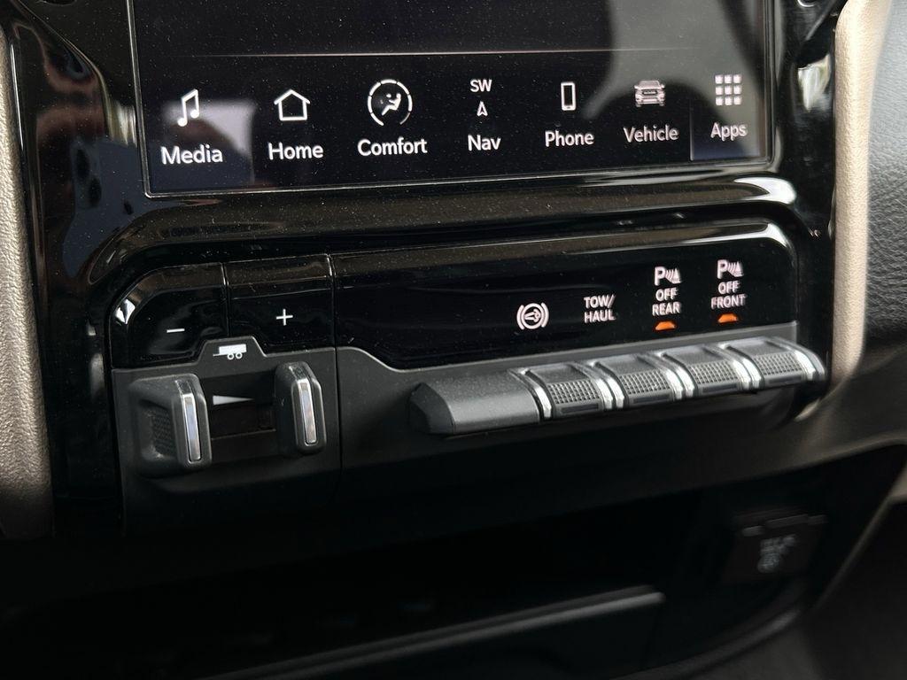 RAM 2500 Laramie Crew Cab SWB 4WD 2024