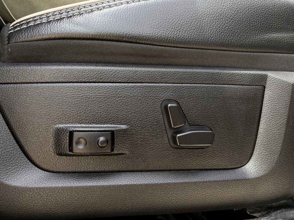 RAM 2500 Laramie Crew Cab SWB 4WD 2024