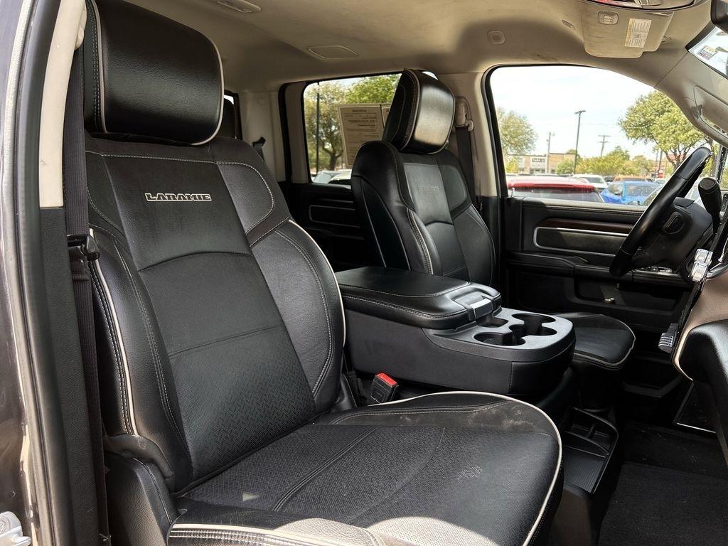 RAM 2500 Laramie Crew Cab SWB 4WD 2024