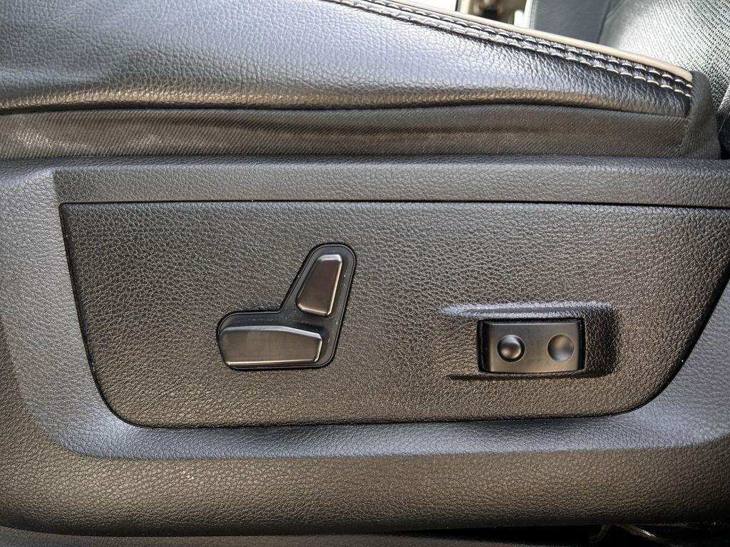 RAM 2500 Laramie Crew Cab SWB 4WD 2024