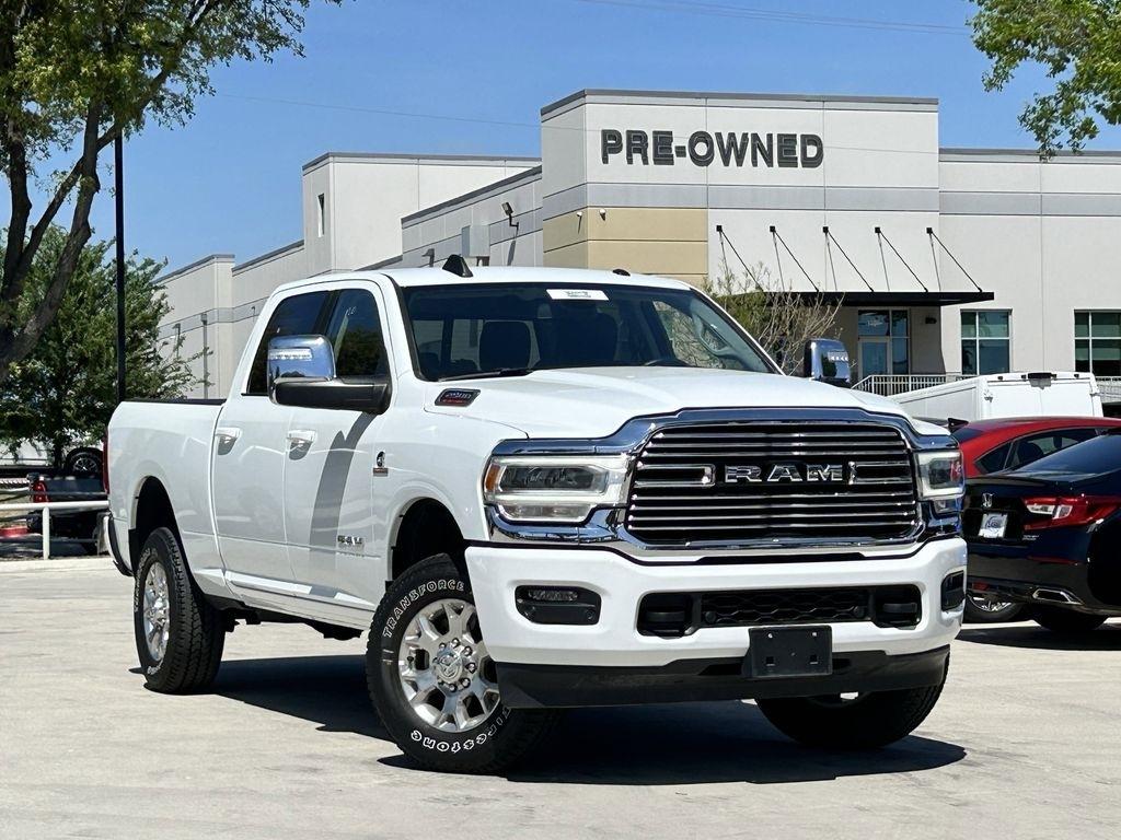 RAM 2500 Laramie Crew Cab SWB 4WD 2024