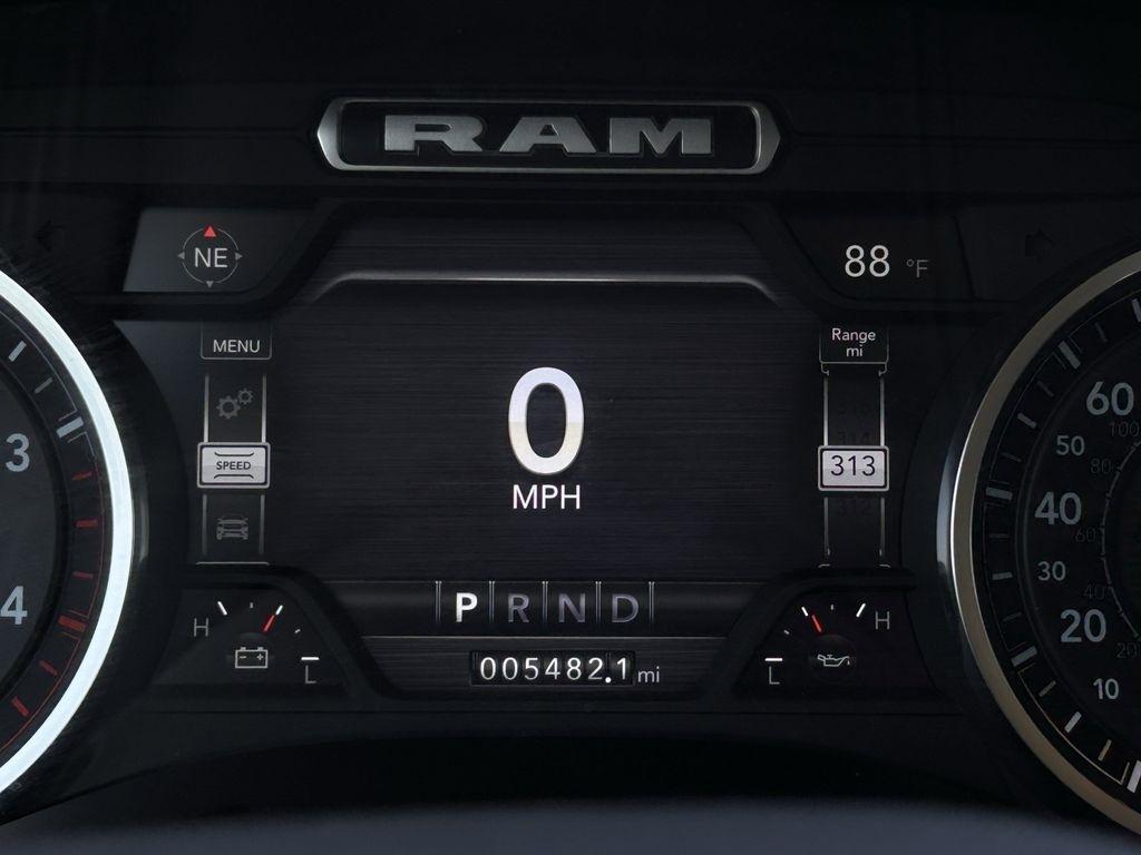 RAM 2500 Laramie Crew Cab SWB 4WD 2024