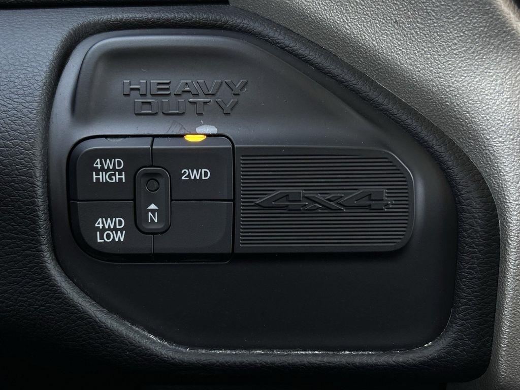 RAM 2500 Laramie Crew Cab SWB 4WD 2024