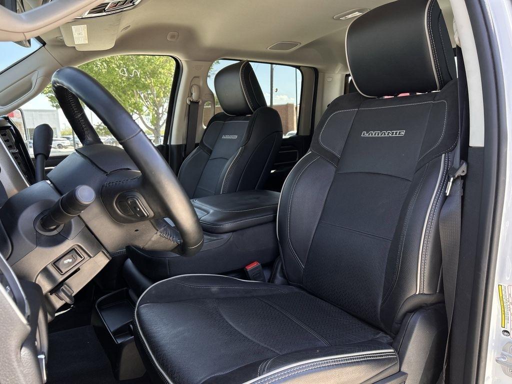RAM 2500 Laramie Crew Cab SWB 4WD 2024