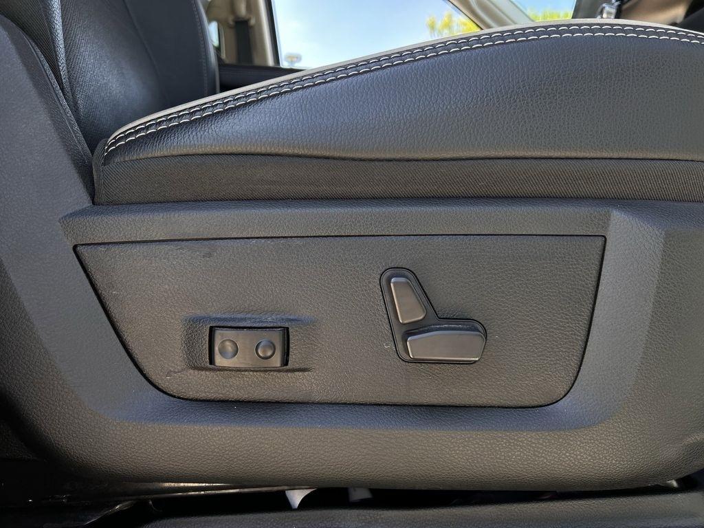 RAM 2500 Laramie Crew Cab SWB 4WD 2024