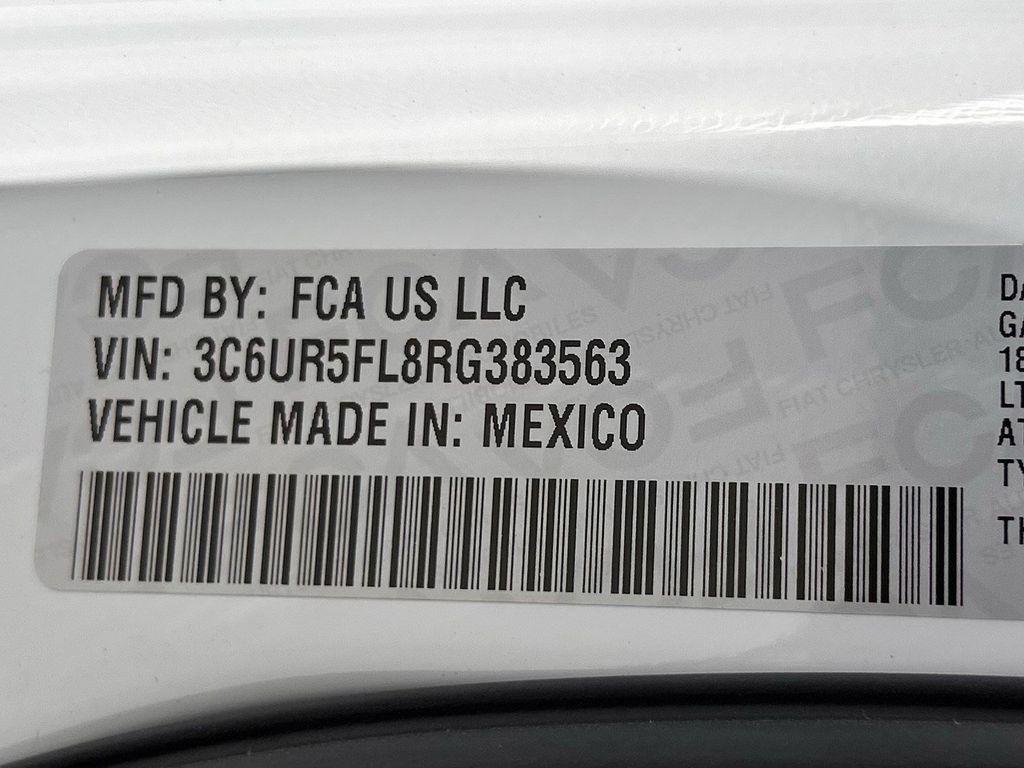 RAM 2500 Laramie Crew Cab SWB 4WD 2024