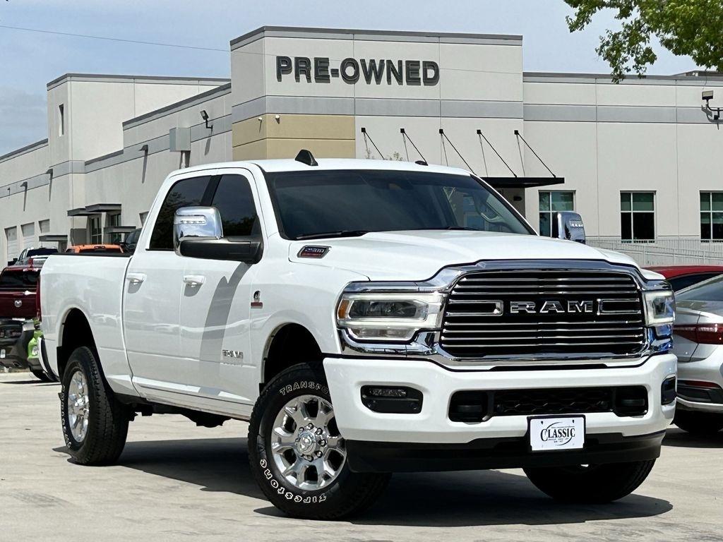 RAM 2500 Laramie Crew Cab SWB 4WD 2024