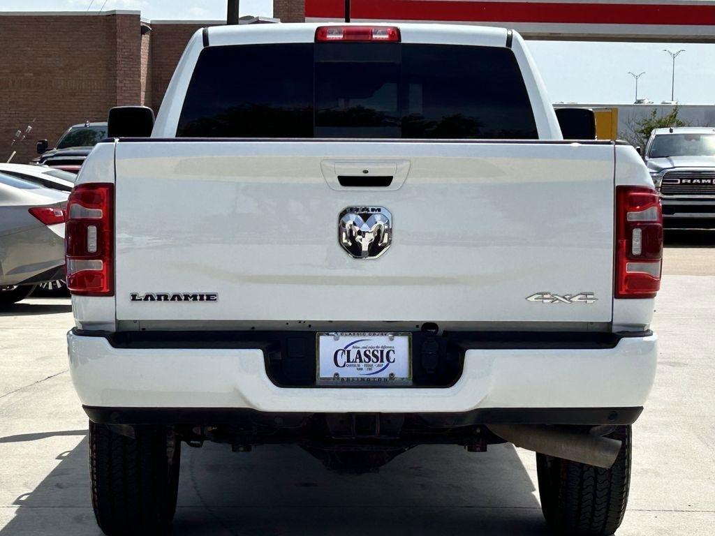 RAM 2500 Laramie Crew Cab SWB 4WD 2024