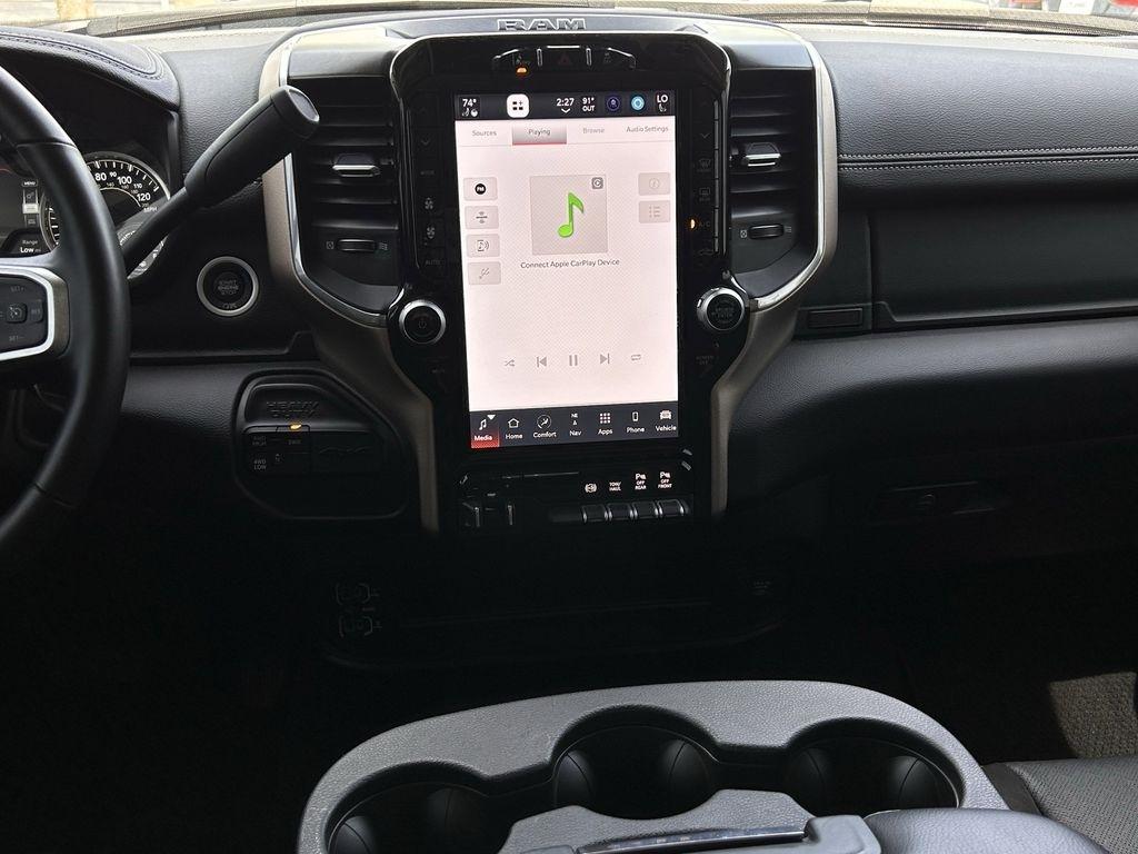 RAM 2500 Laramie Crew Cab SWB 4WD 2024