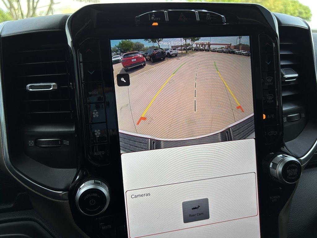 RAM 2500 Laramie Crew Cab SWB 4WD 2024