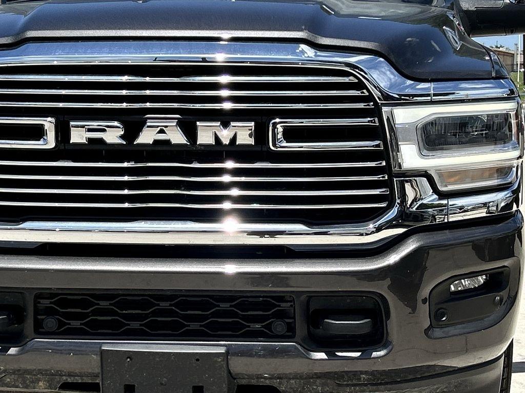 RAM 2500 Laramie Crew Cab SWB 4WD 2024