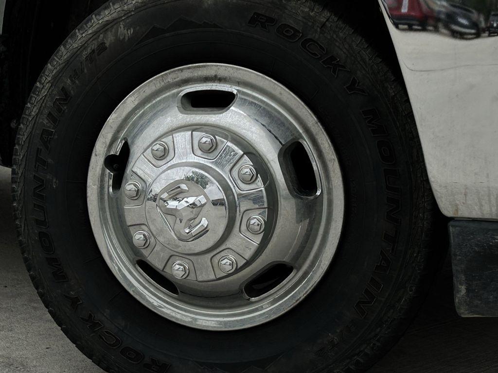 RAM 3500 Crew Cab 4WD DRW 2024