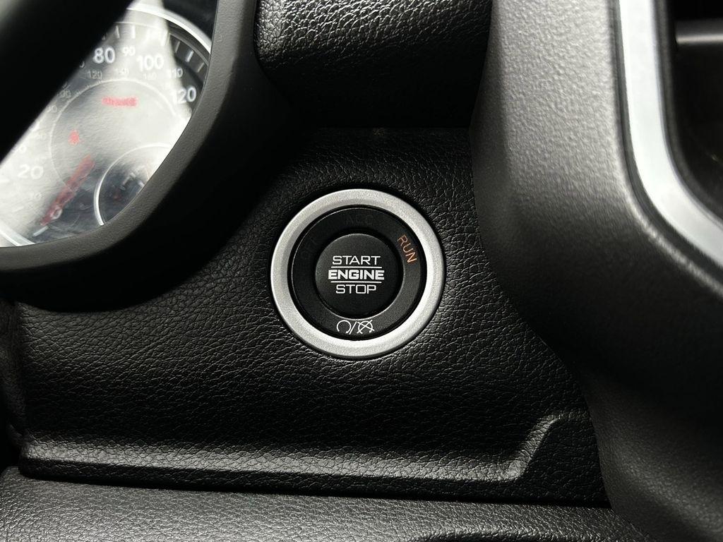 RAM 3500 Crew Cab 4WD DRW 2024