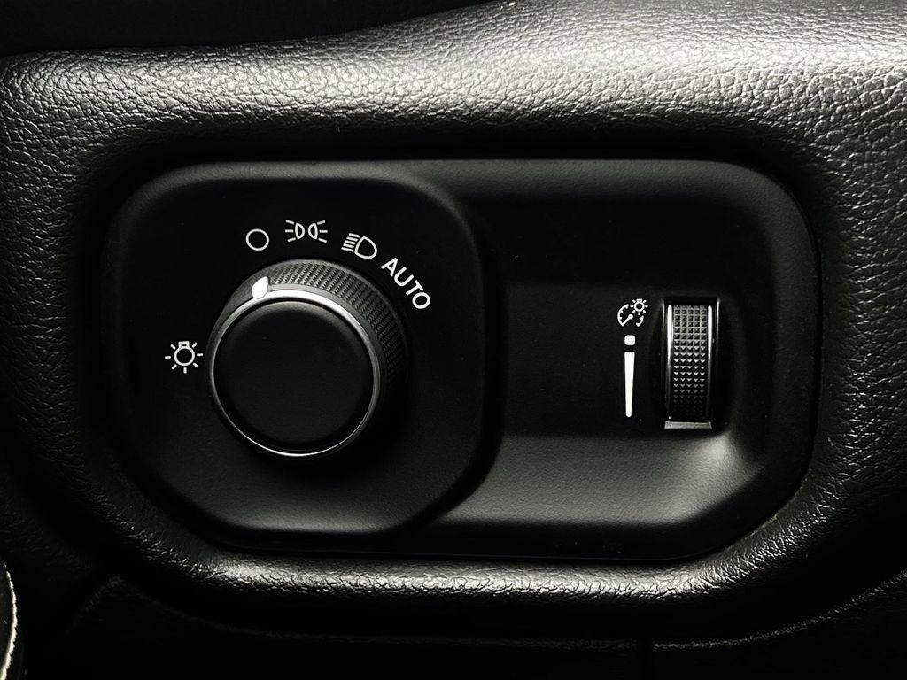 RAM 3500 Crew Cab 4WD DRW 2024