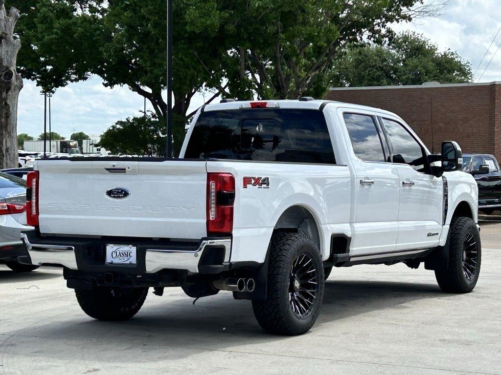 Ford F-250 SD Lariat Crew Cab 4WD 2023