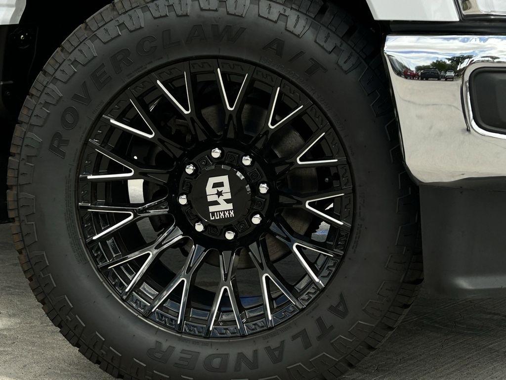 Ford F-250 SD Lariat Crew Cab 4WD 2023