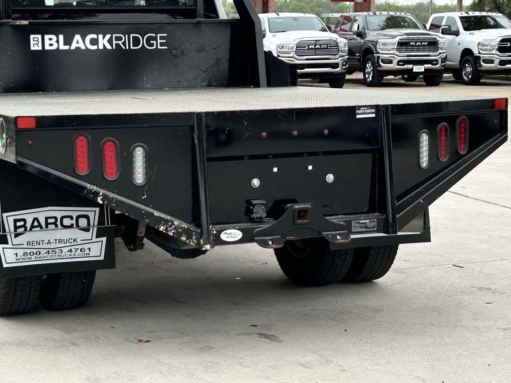 Chevrolet Silverado 3500HD Work Truck Crew Cab 4WD 2025