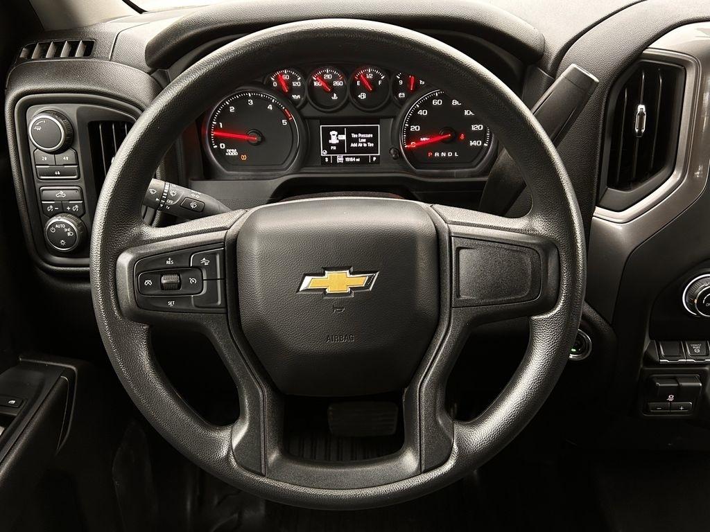 Chevrolet Silverado 3500HD Work Truck Crew Cab 4WD 2025