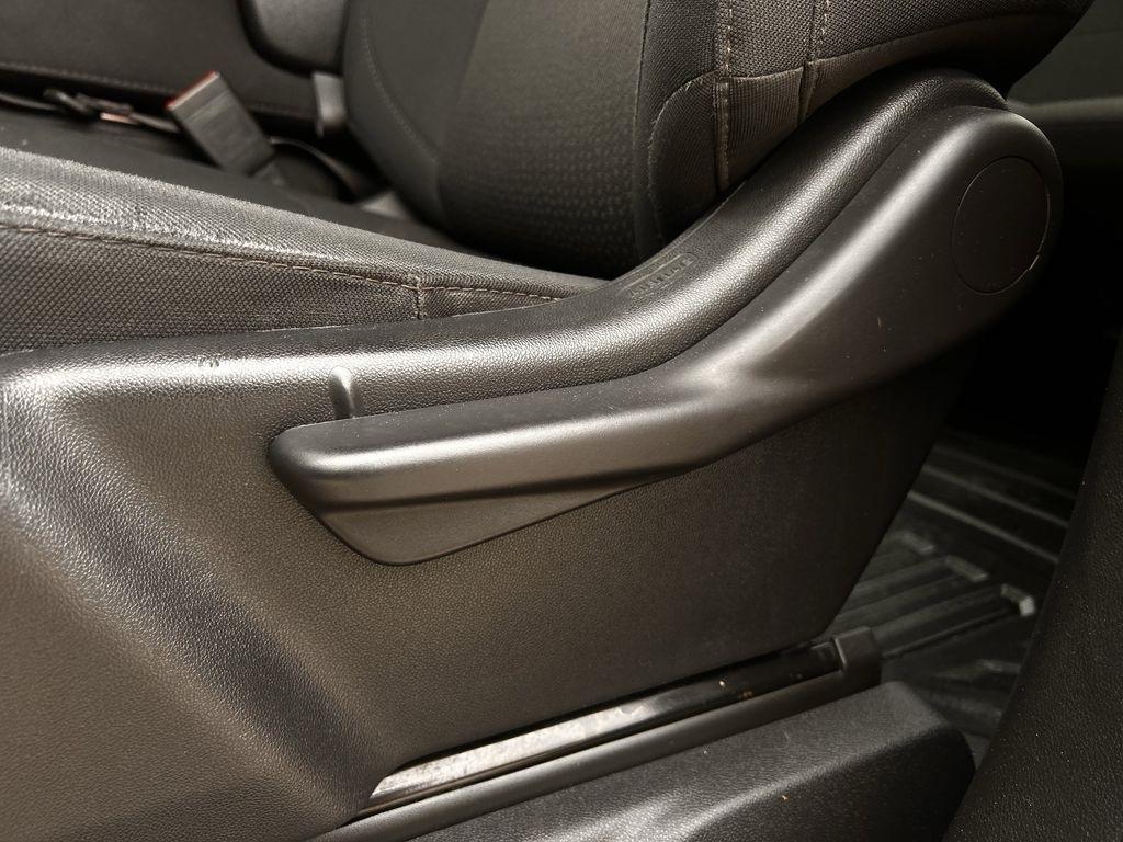 Chevrolet Silverado 3500HD Work Truck Crew Cab 4WD 2025