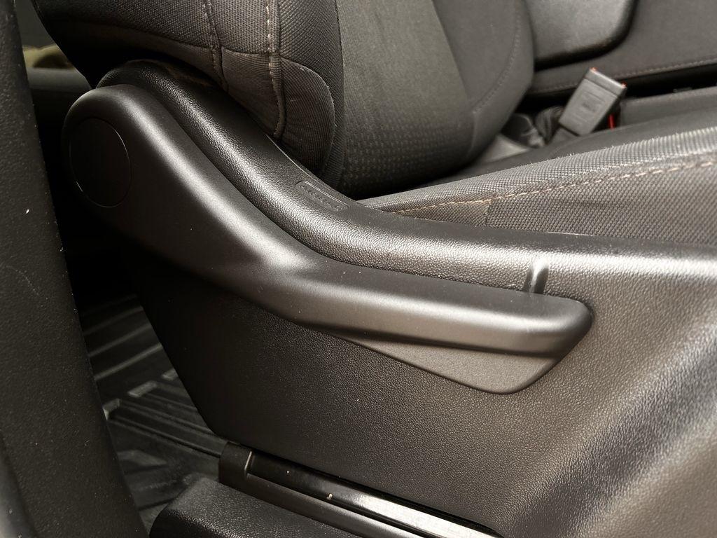 Chevrolet Silverado 3500HD Work Truck Crew Cab 4WD 2025