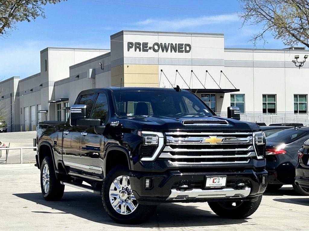 Chevrolet Silverado 2500HD High Country Crew Cab Long Box 4WD 2024