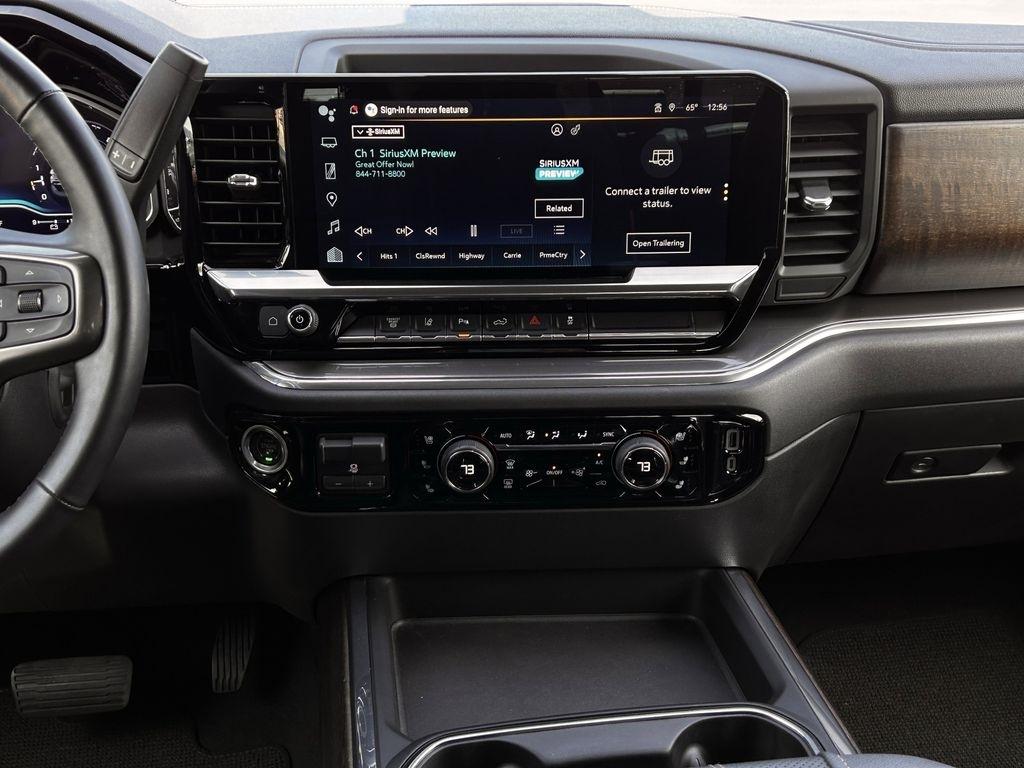 Chevrolet Silverado 2500HD High Country Crew Cab Long Box 4WD 2024