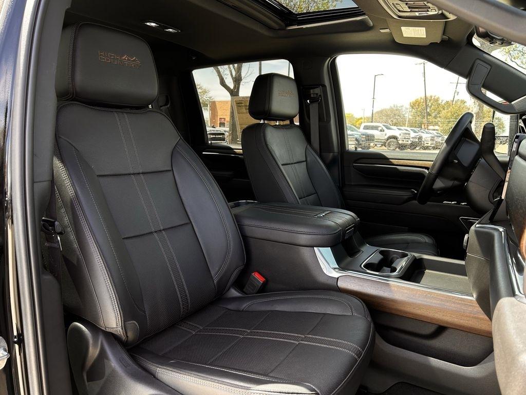 Chevrolet Silverado 2500HD High Country Crew Cab Long Box 4WD 2024