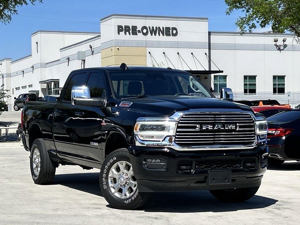 RAM 2500 Laramie Crew Cab SWB 4WD 2024