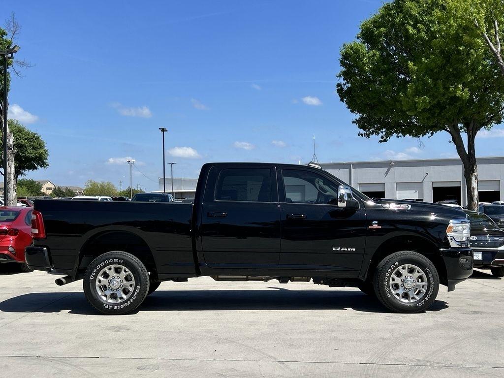RAM 2500 Laramie Crew Cab SWB 4WD 2024