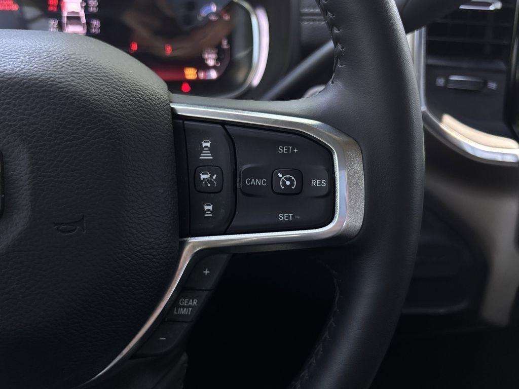 RAM 2500 Laramie Crew Cab SWB 4WD 2024