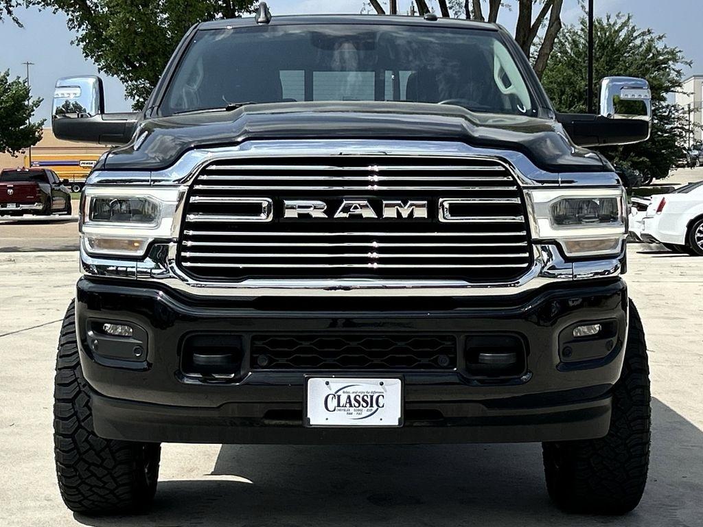 RAM 2500 Laramie Crew Cab SWB 4WD 2024