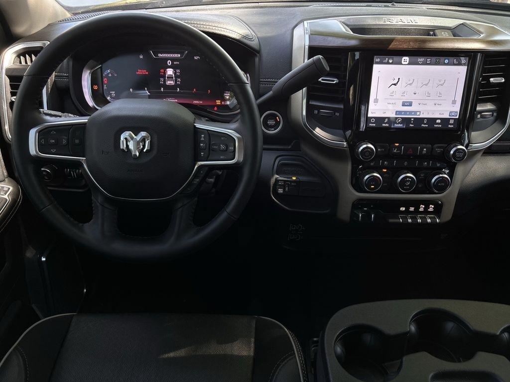 RAM 2500 Laramie Crew Cab SWB 4WD 2024