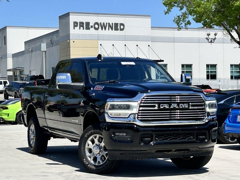 RAM 2500 Laramie Crew Cab SWB 4WD 2024