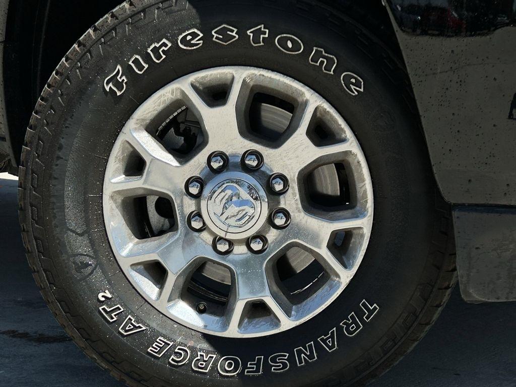 RAM 2500 Laramie Crew Cab SWB 4WD 2024