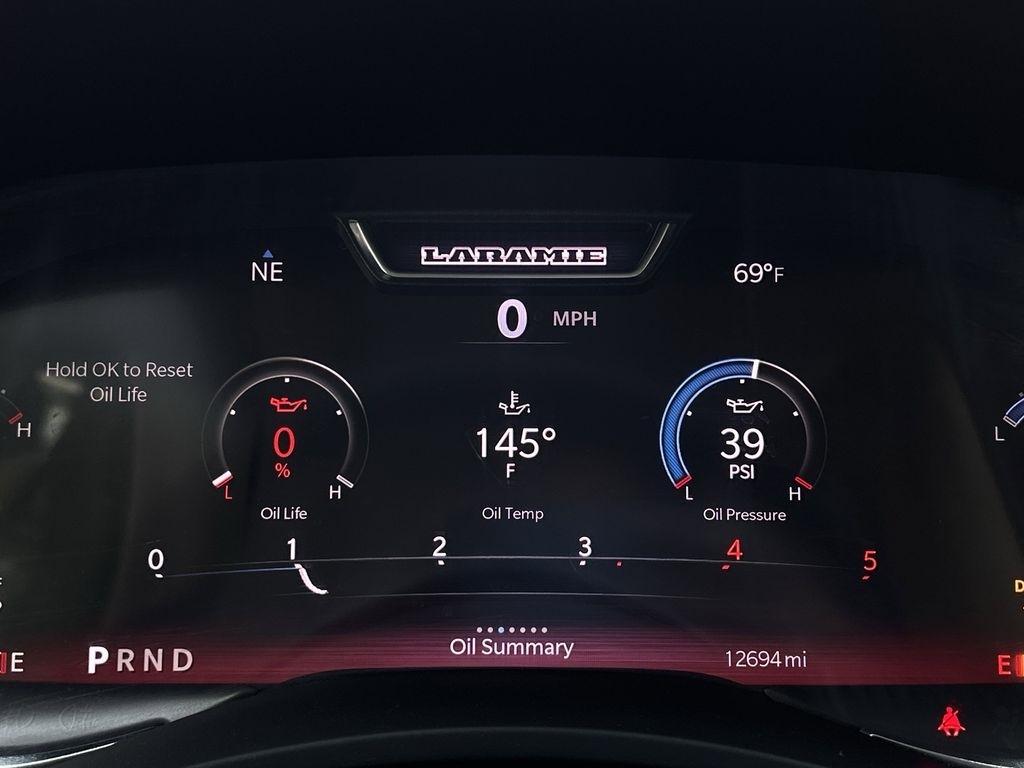 RAM 2500 Laramie Crew Cab SWB 4WD 2024