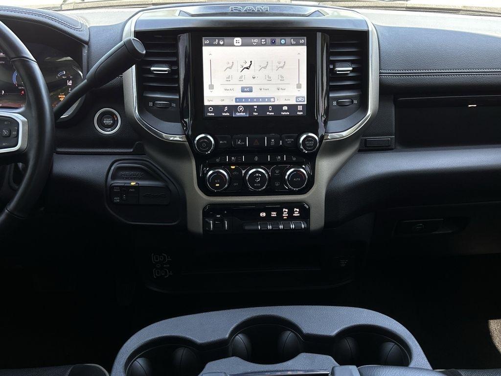 RAM 2500 Laramie Crew Cab SWB 4WD 2024