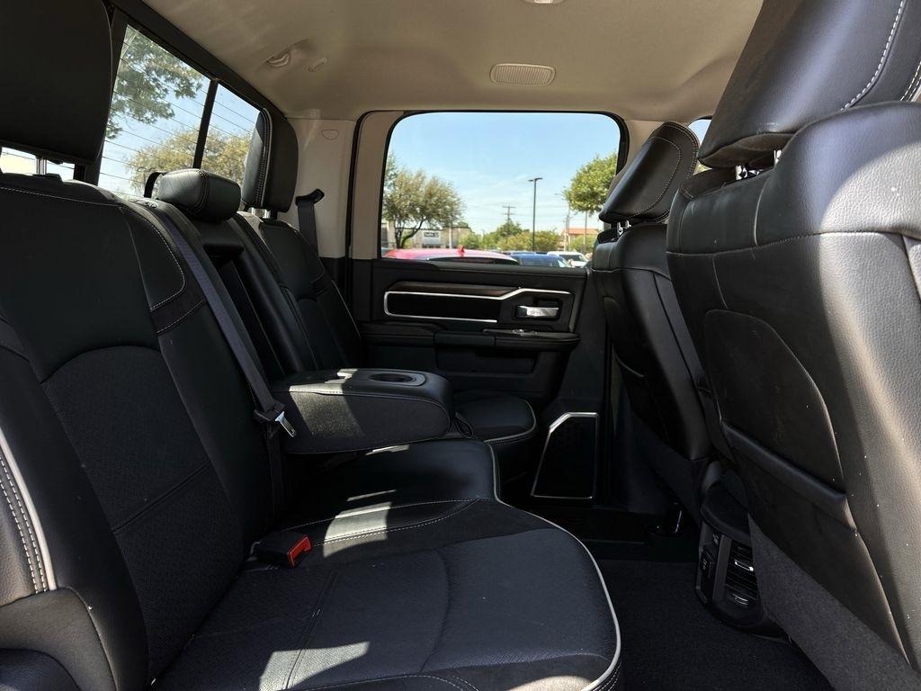 RAM 2500 Laramie Crew Cab SWB 4WD 2024