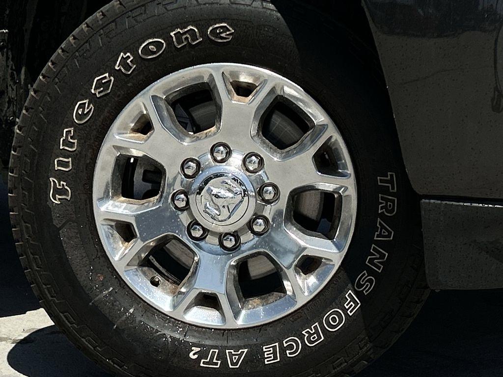 RAM 2500 Laramie Crew Cab SWB 4WD 2024