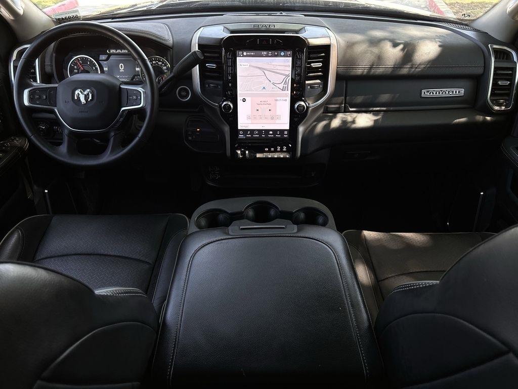 RAM 2500 Laramie Crew Cab SWB 4WD 2024