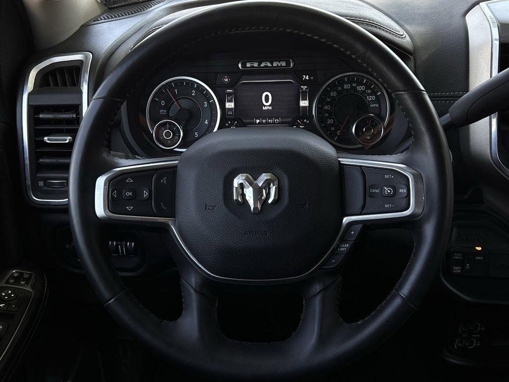 RAM 2500 Laramie Crew Cab SWB 4WD 2024