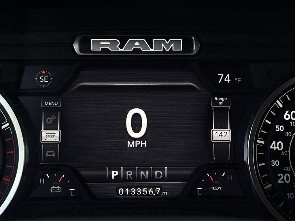 RAM 2500 Laramie Crew Cab SWB 4WD 2024