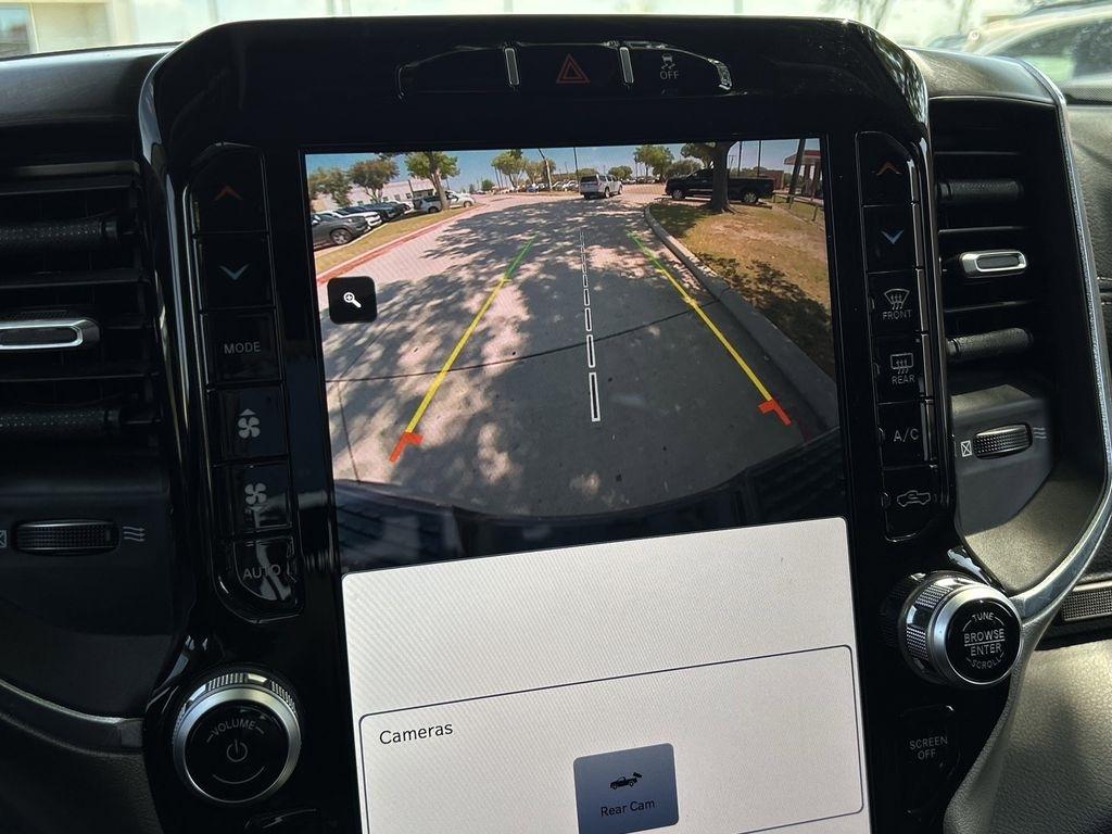 RAM 2500 Laramie Crew Cab SWB 4WD 2024