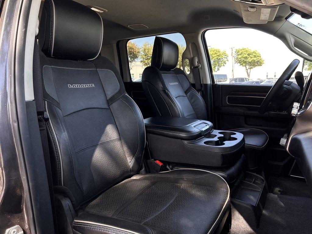 RAM 2500 Laramie Crew Cab SWB 4WD 2024