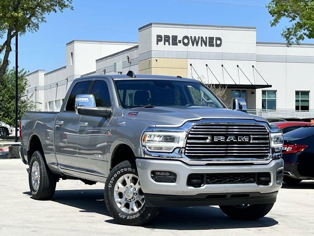 RAM 2500 Laramie Crew Cab SWB 4WD 2024