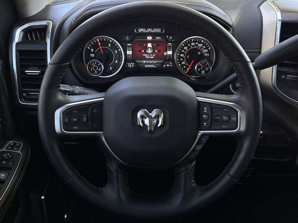 RAM 2500 Laramie Crew Cab SWB 4WD 2024