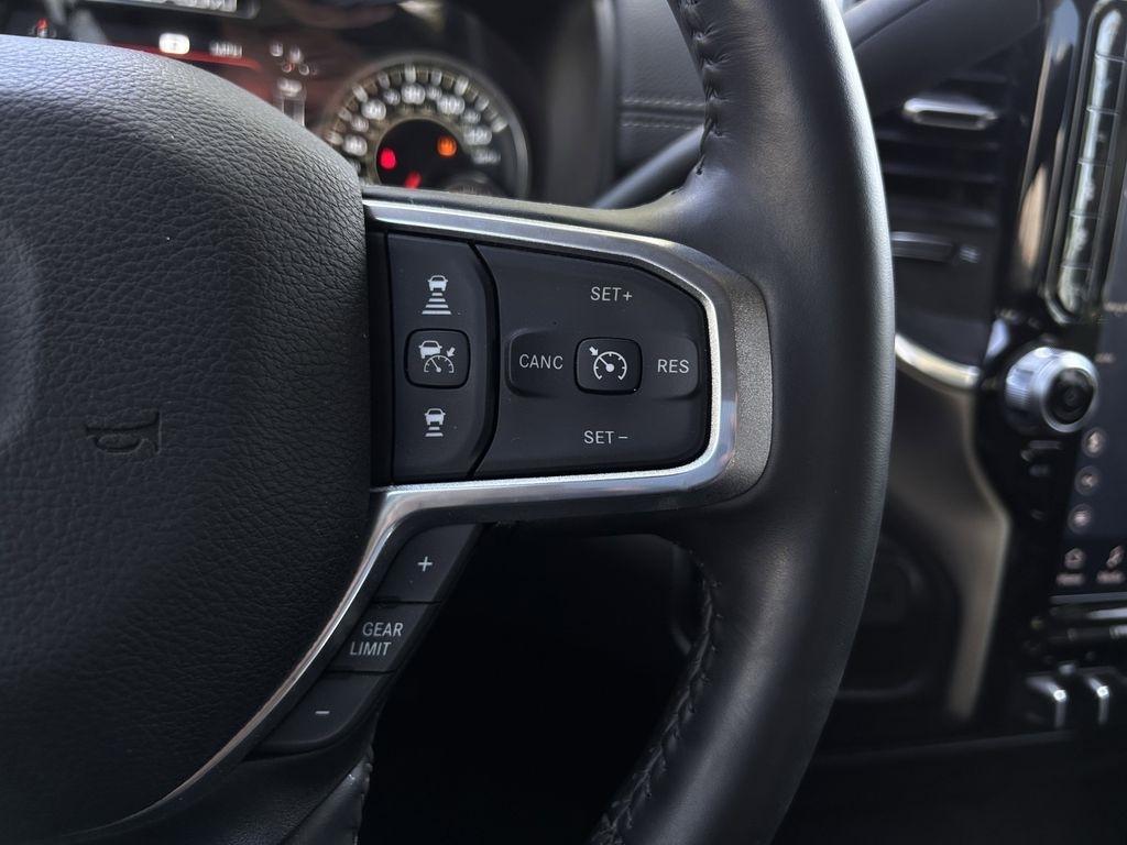 RAM 2500 Laramie Crew Cab SWB 4WD 2024