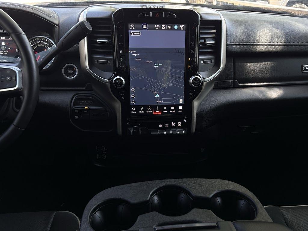 RAM 2500 Laramie Crew Cab SWB 4WD 2024